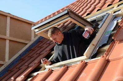 Pose de fenêtres de toit Velux à Ronchères